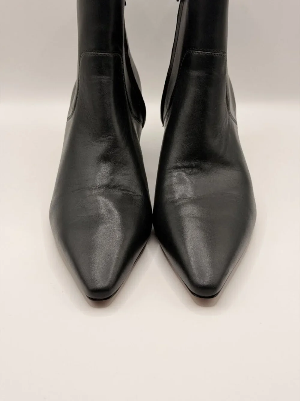 Vince Simone Leather Ankle Booties 7.5 2in